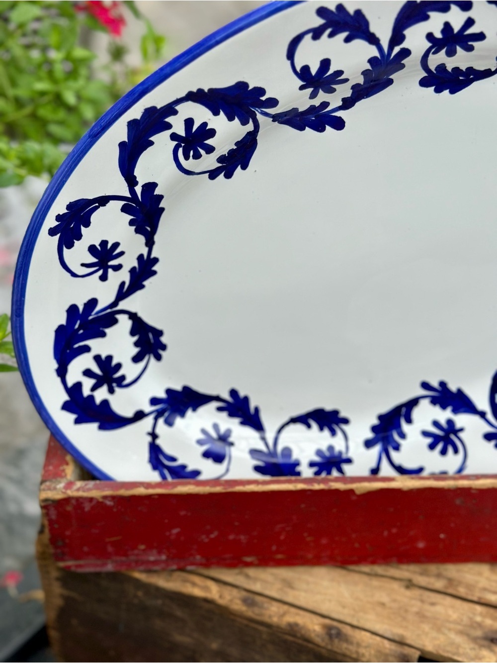 Williams Sonoma Sur La Table Italian Oval Serving Platter Blue Scroll - Picture 3 of 7